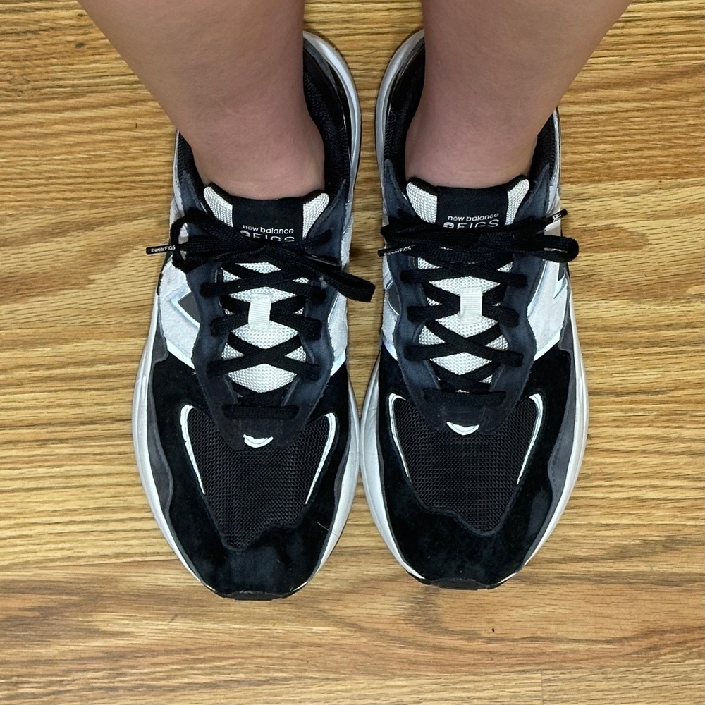 FIGS | New Balance 5740 Unisex Sneakers 9.5 Mens 11 Women's